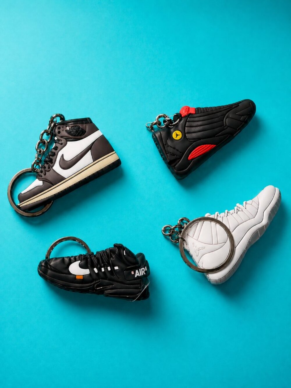 Sneaker Keychains with Logo - 17 Piece Bundle - Individually wrapped - Picture 6 of 8